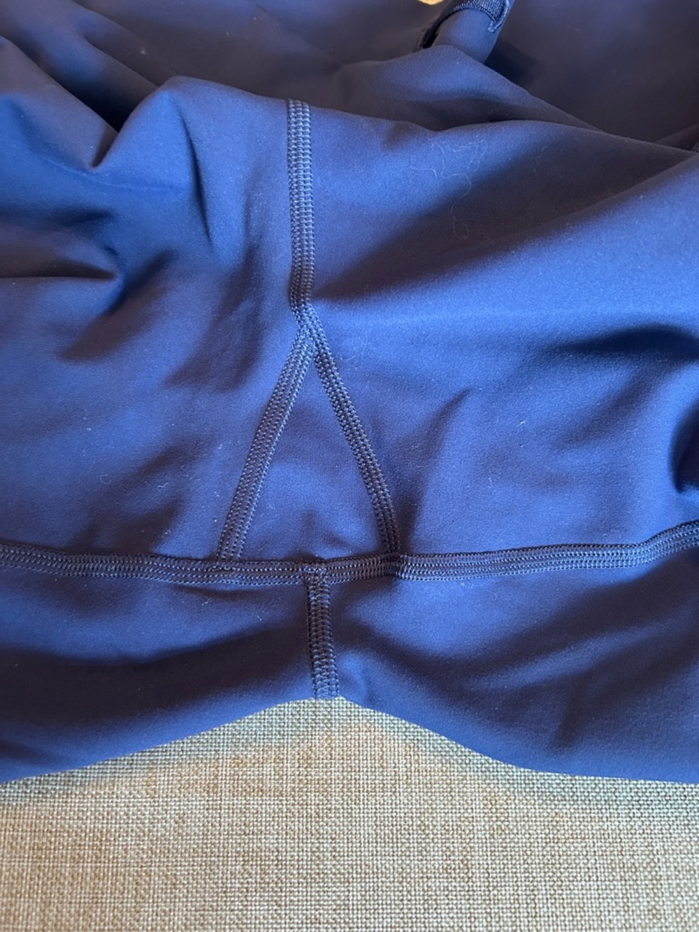 lululemon Wunder Train High-Rise Tight 25" size 18 - Picture 6 of 6